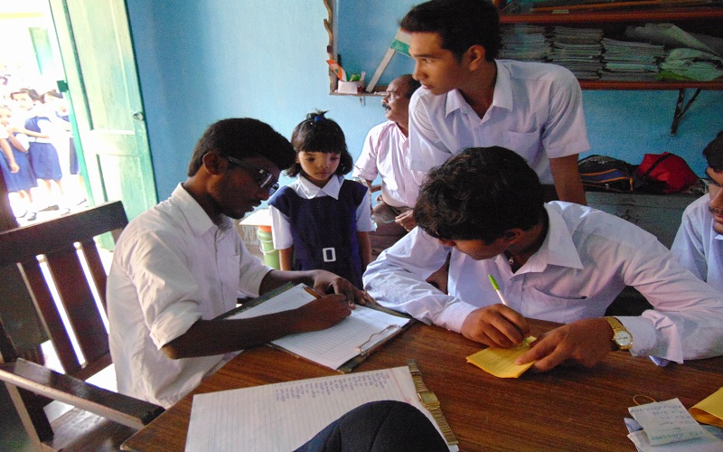 08.09.2014 Cloth Distribution Survey by NSS Wing