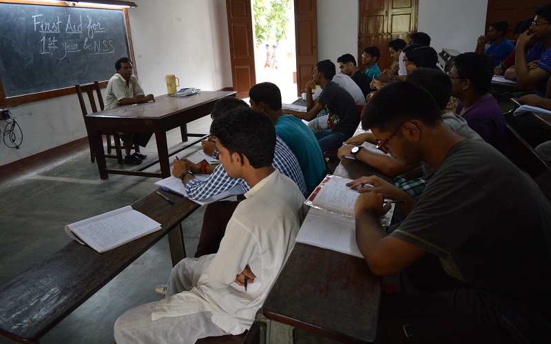 20.08.2014 First Aid Camp Organized by NSS Unit